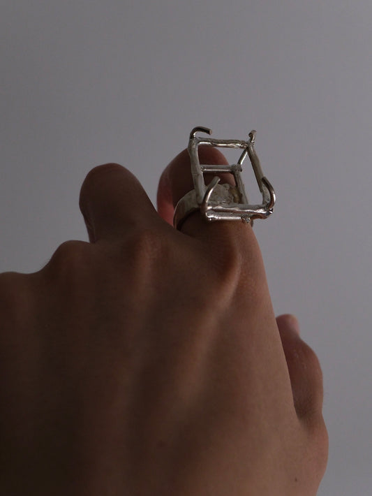 The illusory touch Ⅰ.